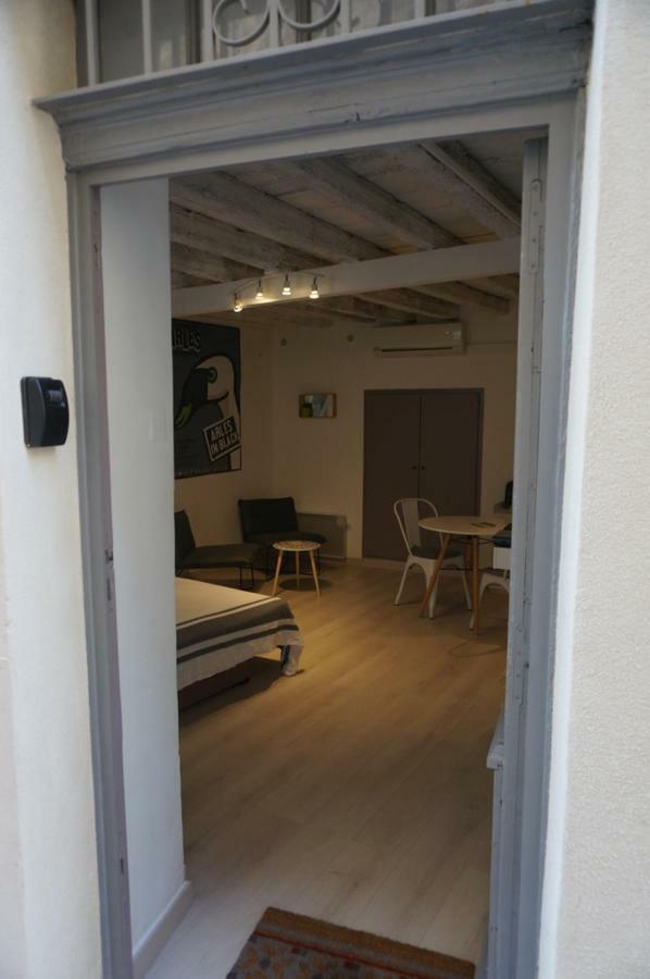 Studio Typique Et Cosy Climatise. Arles Zewnętrze zdjęcie