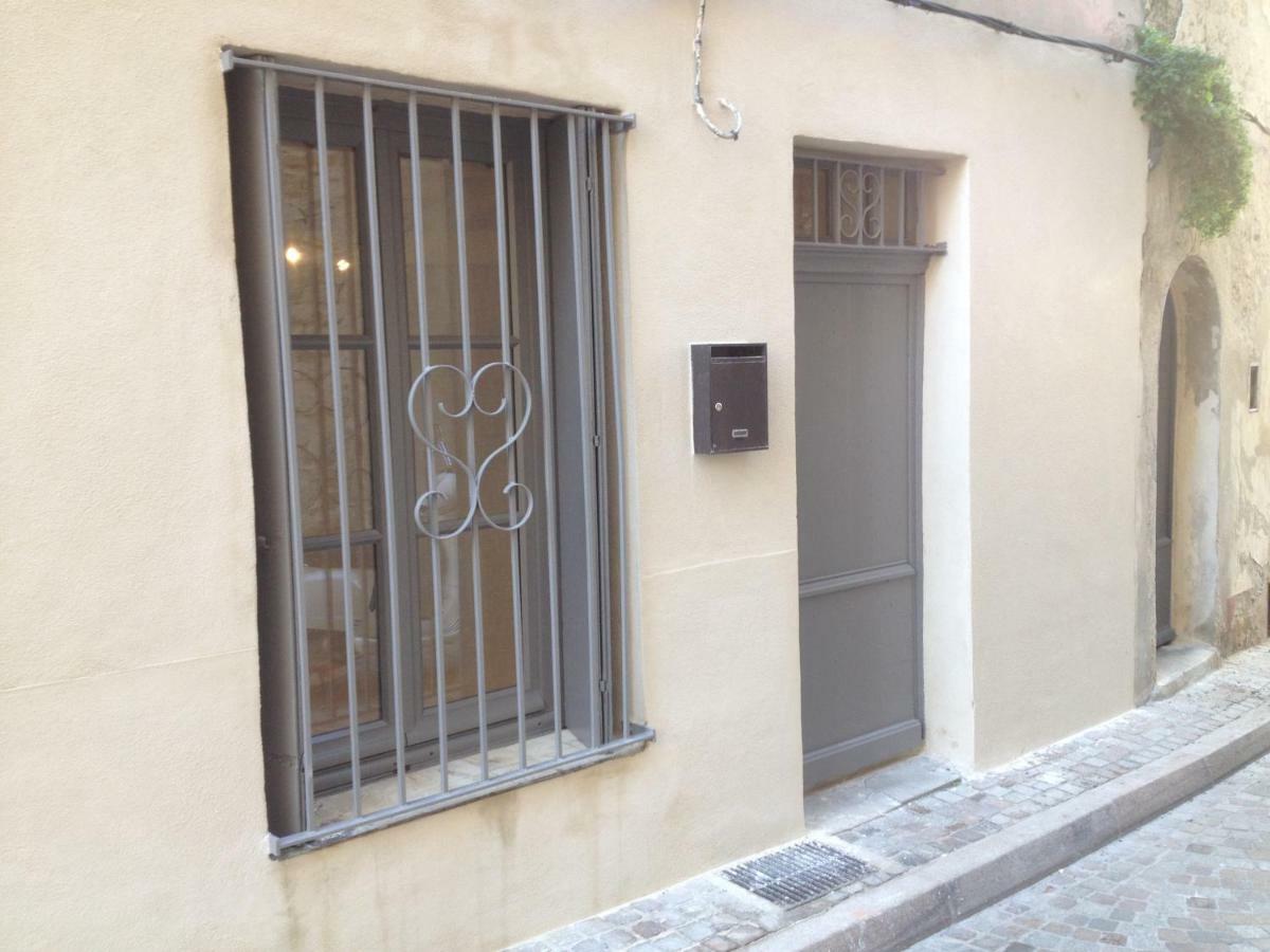 Studio Typique Et Cosy Climatise. Arles Zewnętrze zdjęcie